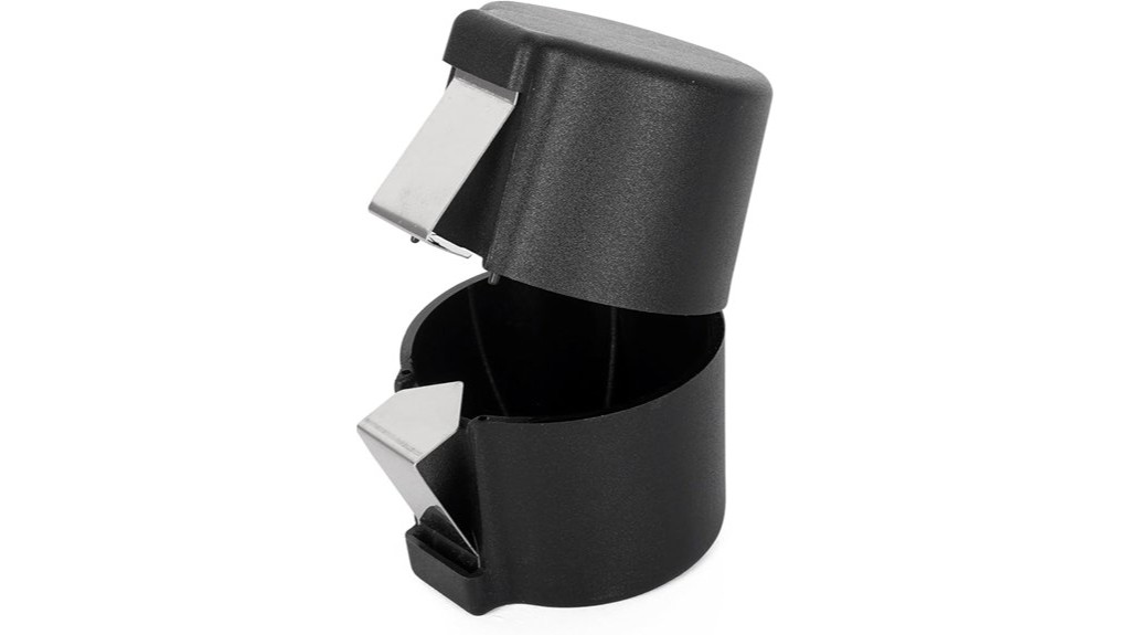 egg cracking tool designed